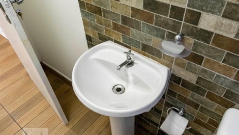 Lavatório do banheiro 