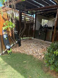 Casa pé na areia com piscina, jacuzzi e suítes climatizadas