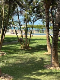 Casa pé na areia com piscina, jacuzzi e suítes climatizadas