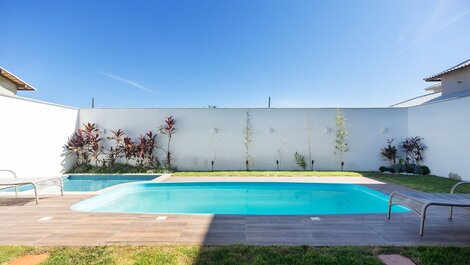 WB03 Casa confortável c/ Piscina- Seu Espaço Exclusivo