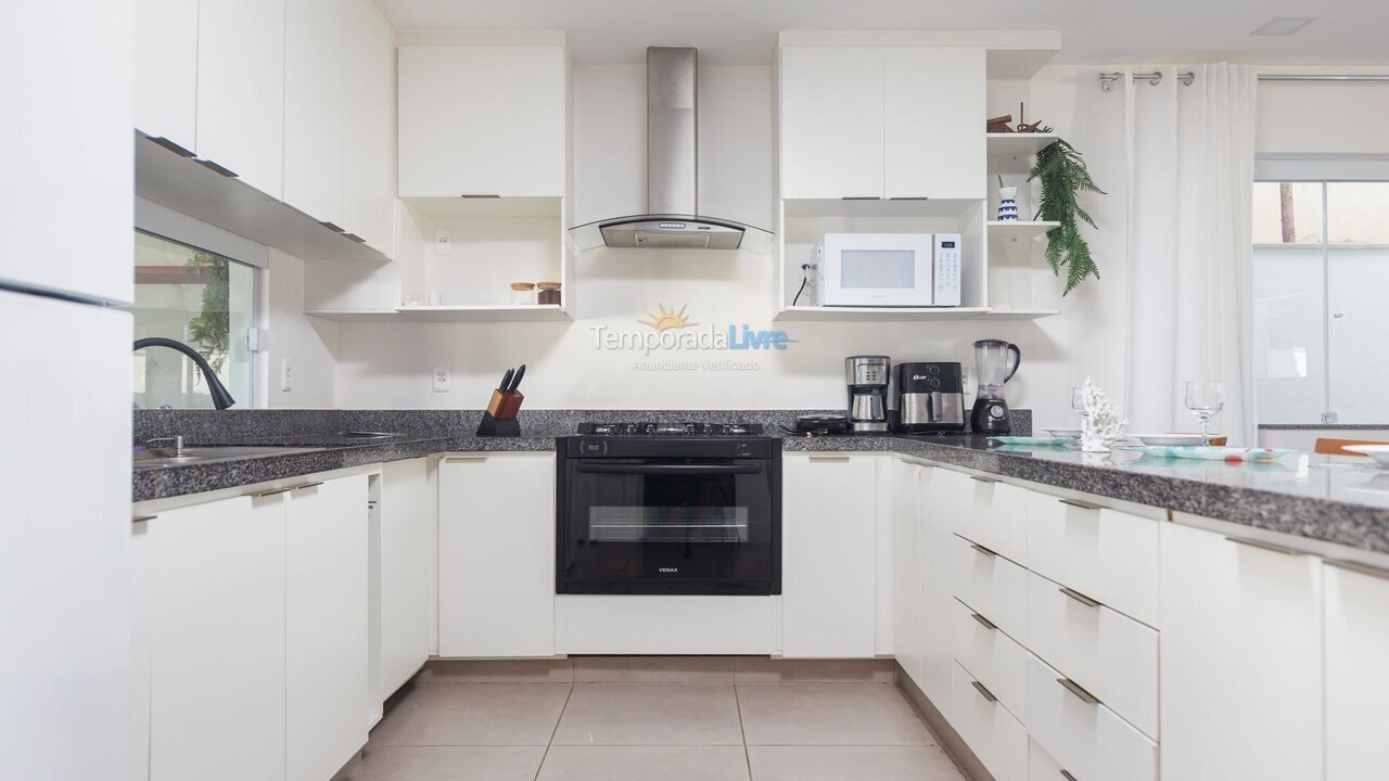 Casa para aluguel de temporada em Armação dos Búzios (São José)