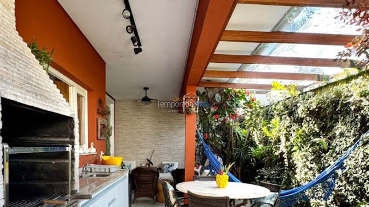 Casa para aluguel de temporada em São Sebastião (Juquehy)