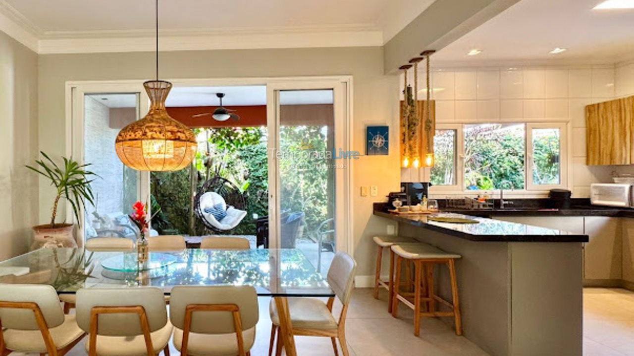 Casa para aluguel de temporada em São Sebastião (Juquehy)