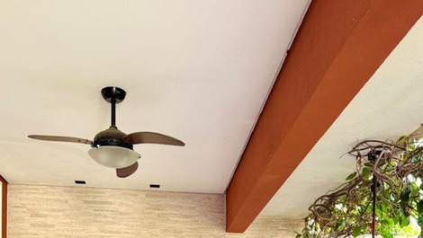 CASA EM CONDOMÍNIO NA PRAIA DE JUQUEHY#LITORAL SP