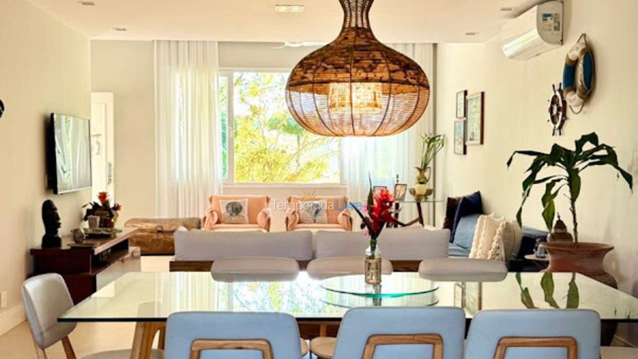 Casa para aluguel de temporada em São Sebastião (Juquehy)