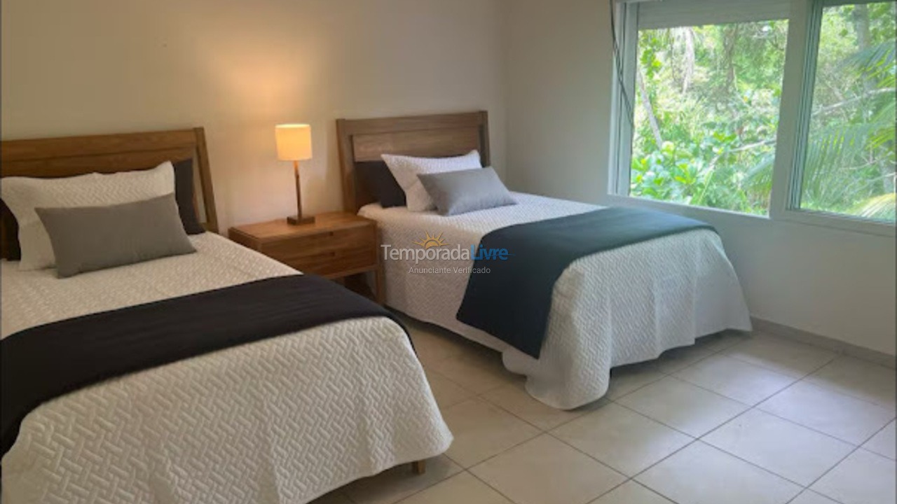 Casa para aluguel de temporada em São Sebastião (Guaecá)