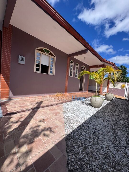 House for vacation rental in Florianopolis (Canasvieiras)
