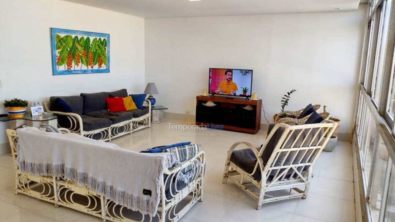 Apartamento para aluguel de temporada em Guarujá (Pitangueiras)