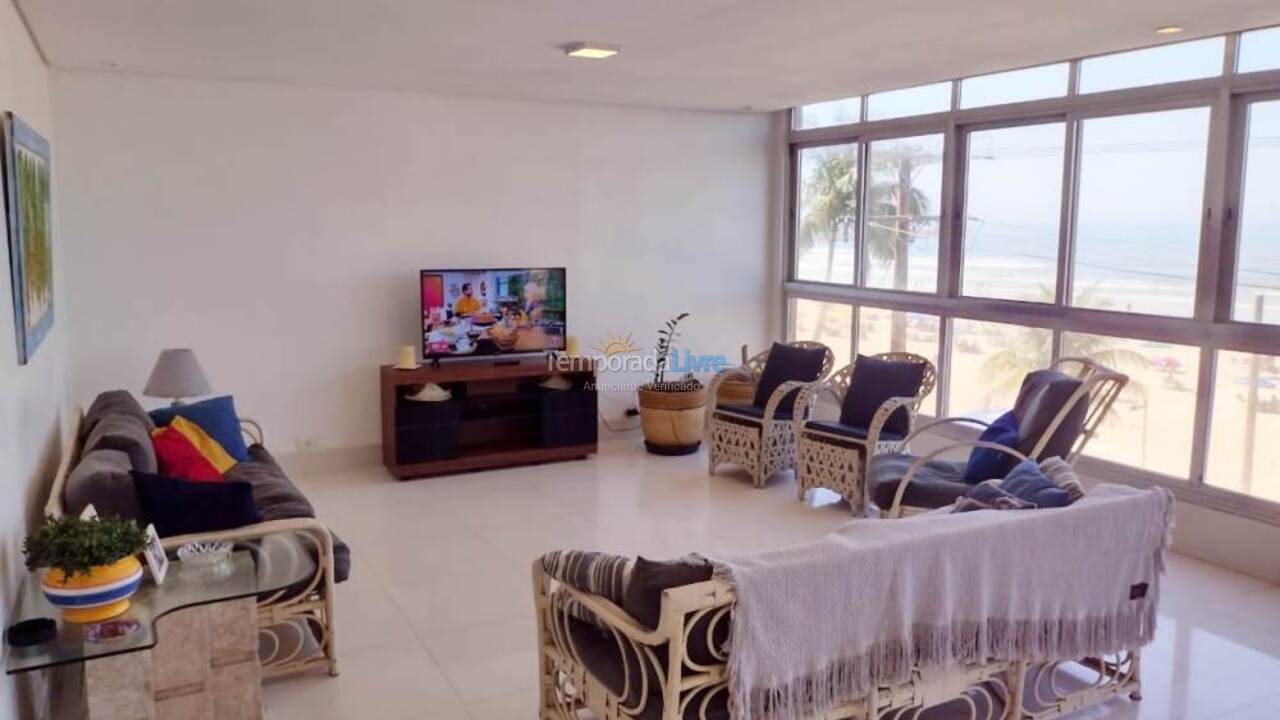 Apartamento para aluguel de temporada em Guarujá (Pitangueiras)