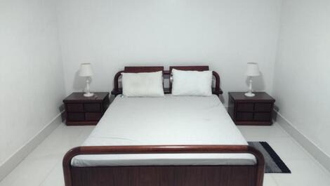 Frente ao mar / Guarujá -SP/03 suítes, Carnaval disponível!!!