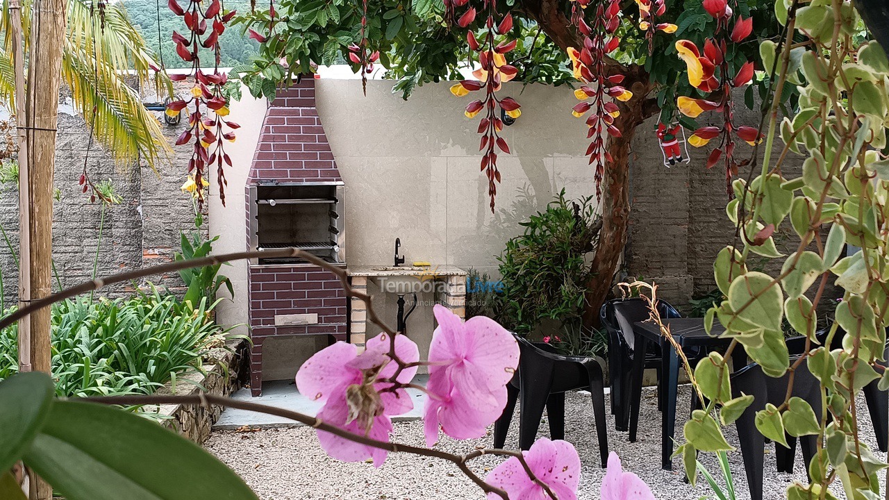 Casa para alquiler de vacaciones em Governador Celso Ramos (Fazenda da Armação)