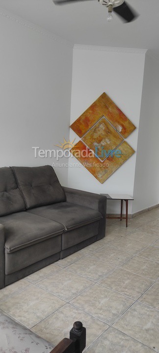 Apartamento para aluguel de temporada em Guarujá (Pitangueiras)