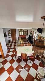 Casa frente praia Maresias. 8 p /3 Dorm (3 banh)+Suite casal térreo