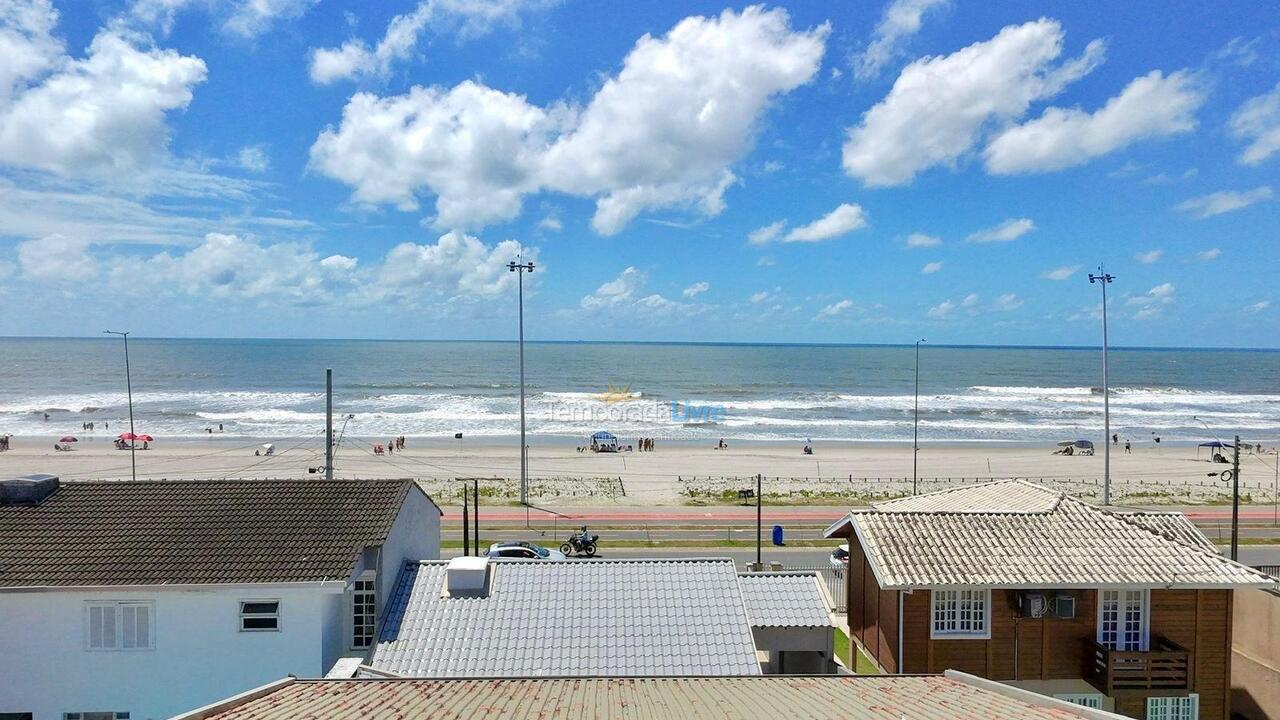 Casa para aluguel de temporada em Matinhos (Caiobá)