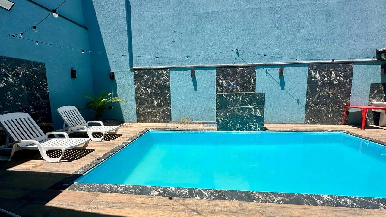 Casa para aluguel de temporada em Matinhos (Caiobá)
