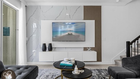 Hermosa casa cerca de Disney en el condominio Storey Lake.