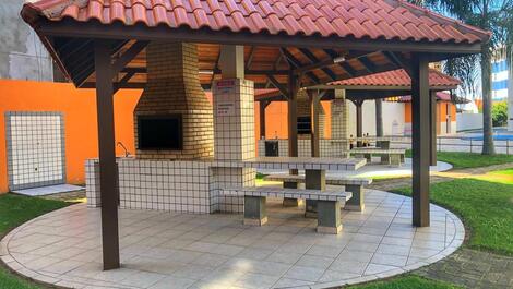 Apartamento 01dormitório na quadra do mar ingleses