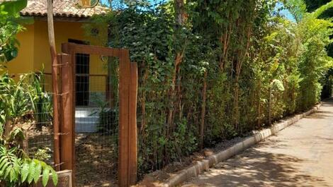 BEAUTIFUL PROPERTY! 1,000 m2 - 3 bedrooms, 2 of which are suites - AÇU DA TORRE