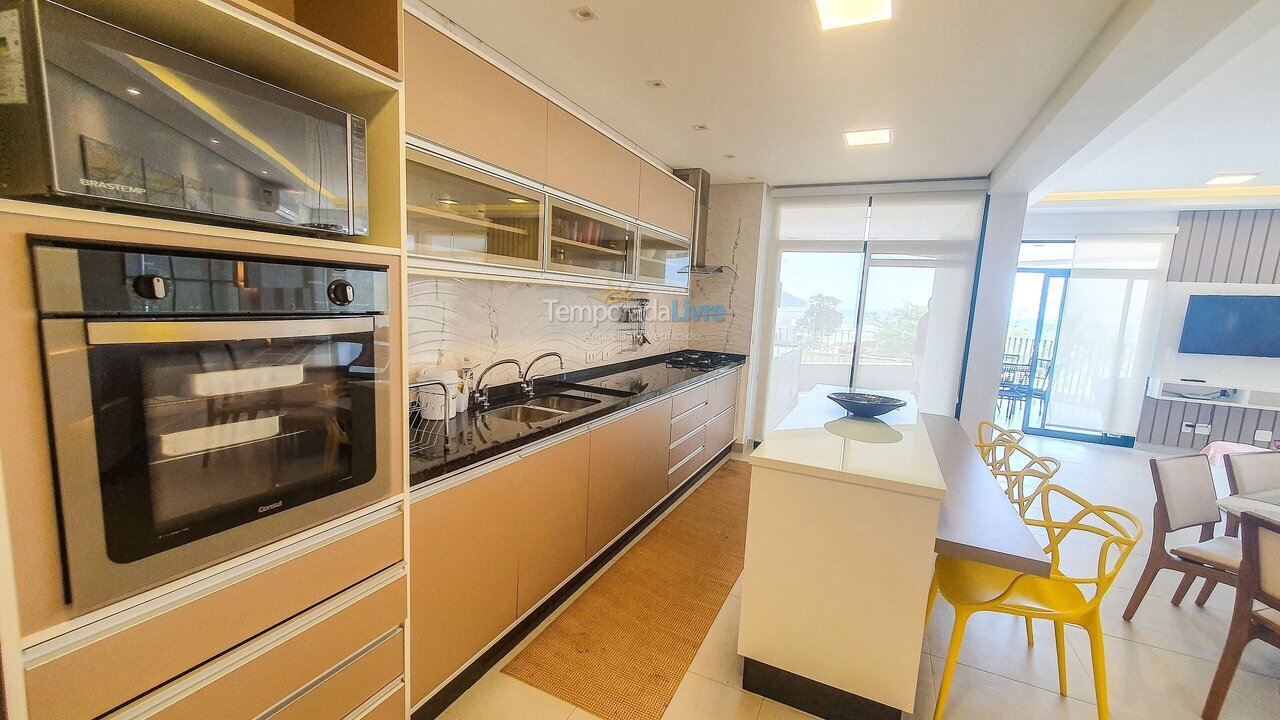 Apartamento para aluguel de temporada em Ubatuba (Praia Grande)