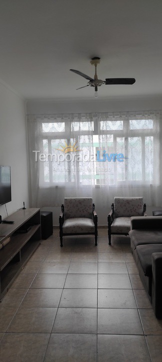 Apartamento para aluguel de temporada em Guarujá (Pitangueiras)