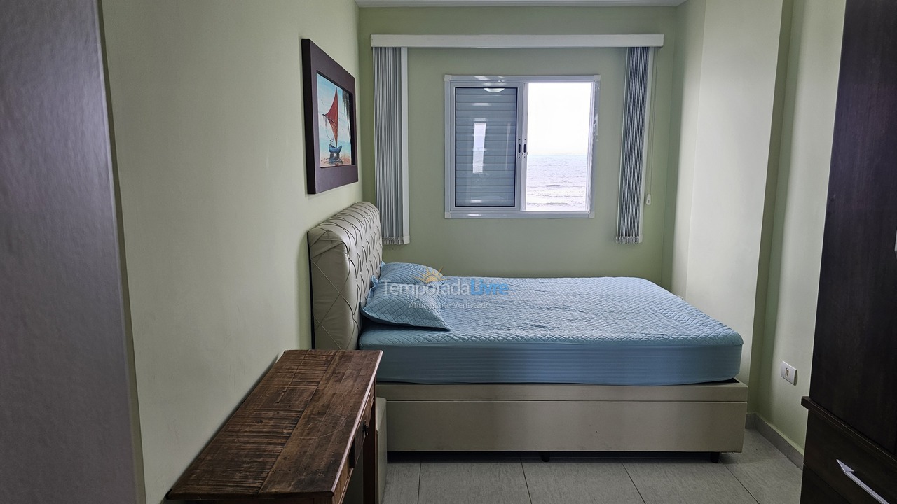 Apartamento para aluguel de temporada em Praia Grande (Jardim Solemar)