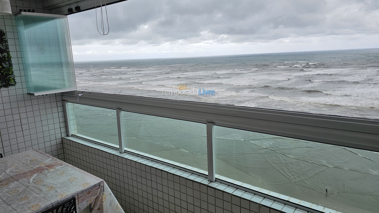 Apartamento para aluguel de temporada em Praia Grande (Jardim Solemar)