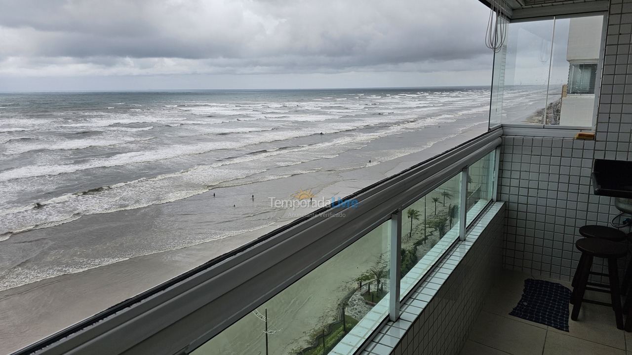 Apartamento para aluguel de temporada em Praia Grande (Jardim Solemar)