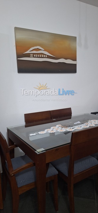 Apartamento para aluguel de temporada em Bertioga (Praia da Enseada)