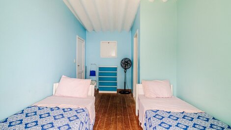 12 steps from the beach • Sleep to the sound of the sea