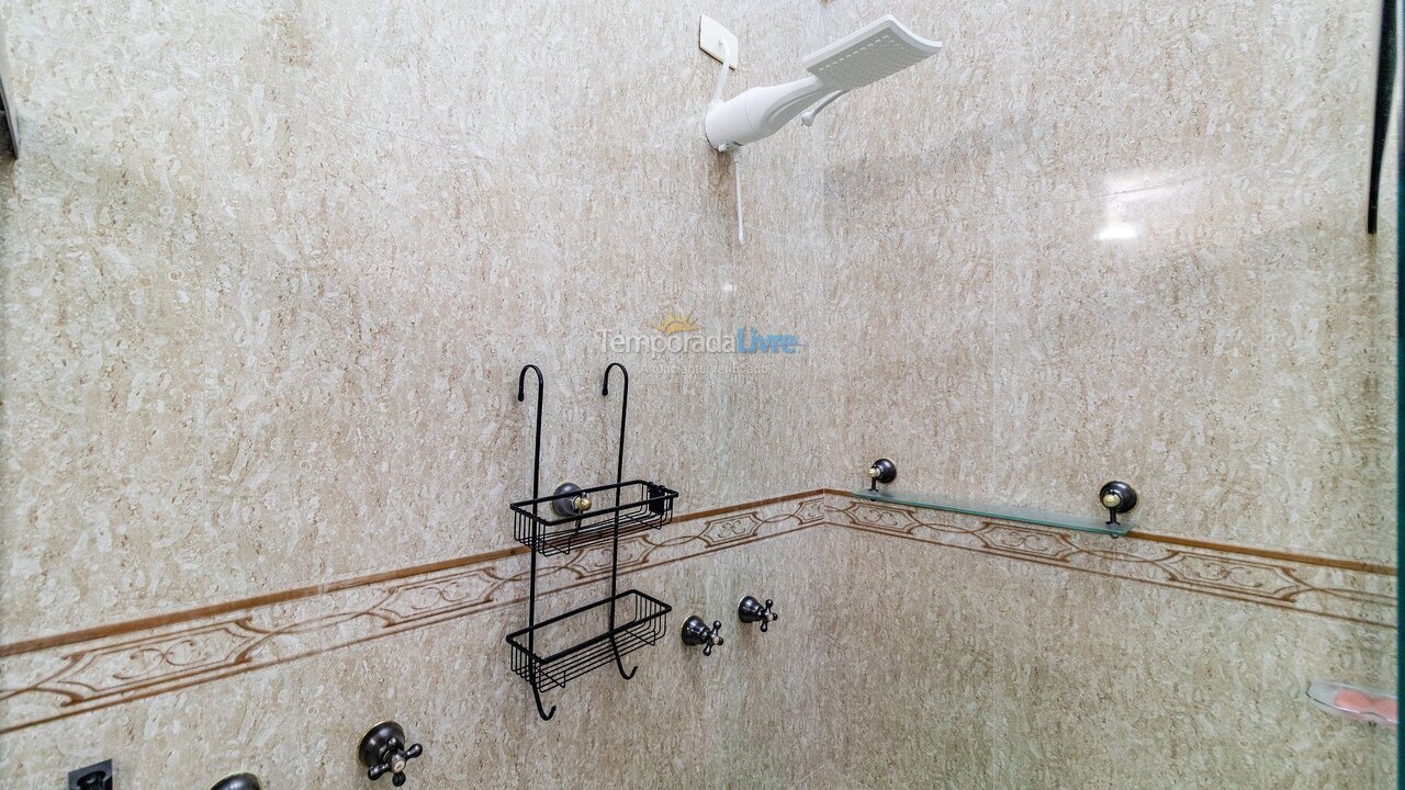 Casa para aluguel de temporada em Guarujá (Jd Acapulco)