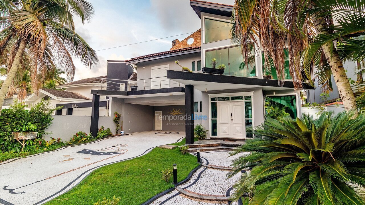 Casa para aluguel de temporada em Guarujá (Jd Acapulco)