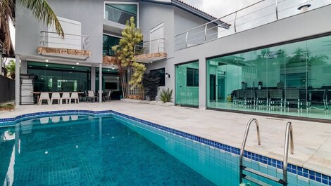 Luxo cond Acapulco piscina - bilhar - churrasqueira