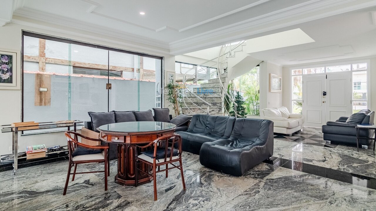 Casa para aluguel de temporada em Guarujá (Jd Acapulco)