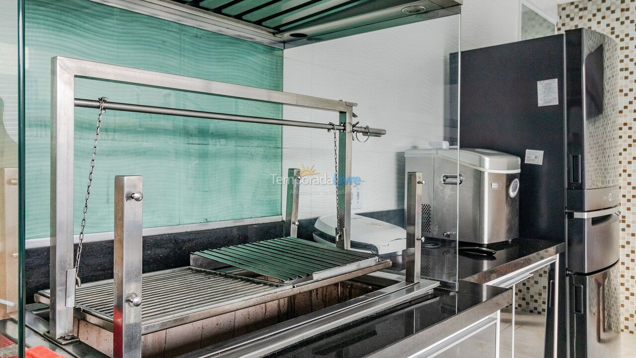 Casa para aluguel de temporada em Guarujá (Jd Acapulco)