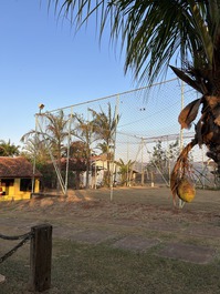Chácara com piscina e linda área gourmet perto de Holambra