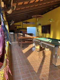 Chácara com piscina e linda área gourmet perto de Holambra