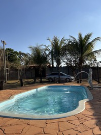 Chácara com piscina e linda área gourmet perto de Holambra