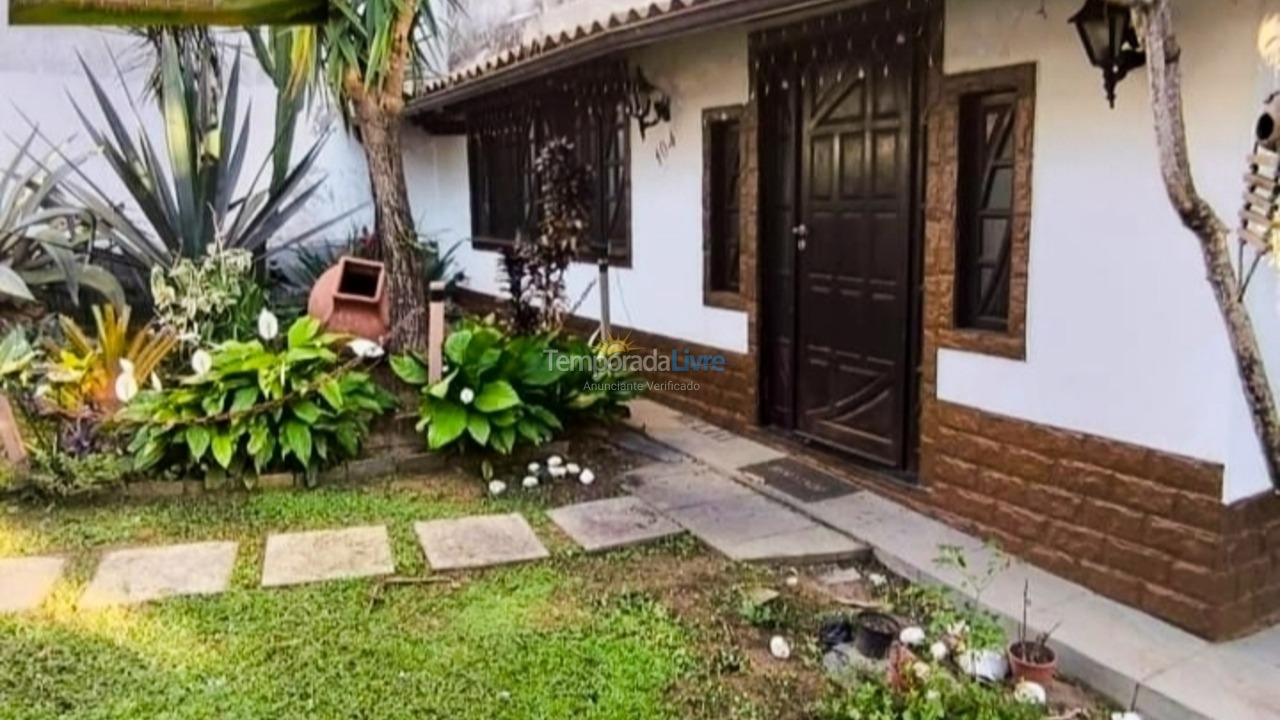 Apartamento para aluguel de temporada em Iguaba Grande (Iguaba Grande)