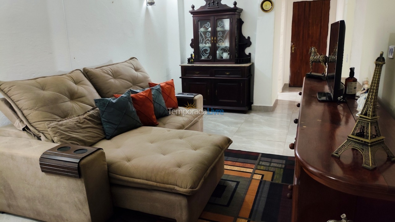 Apartamento para aluguel de temporada em Iguaba Grande (Iguaba Grande)