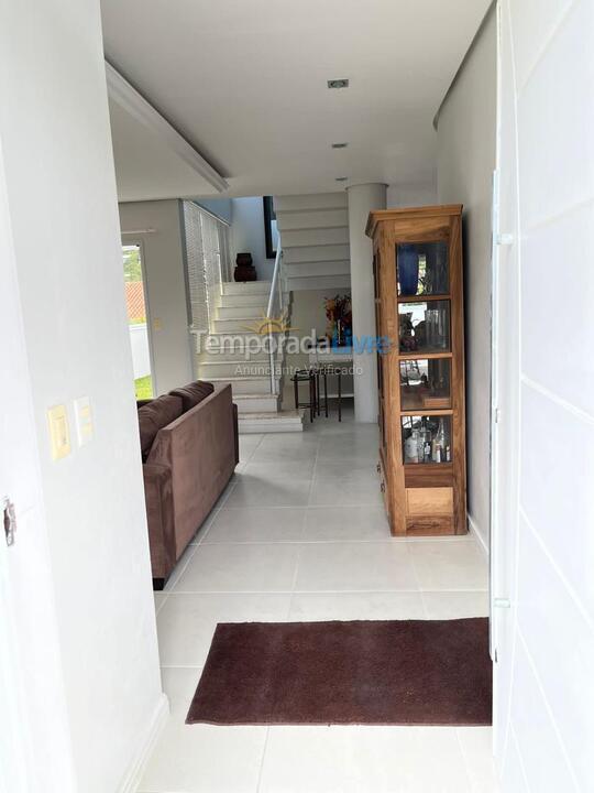 Casa para aluguel de temporada em Garopaba (Jardim Panoramico)