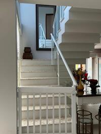 Linda casa com piscina