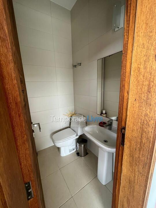 Casa para aluguel de temporada em Garopaba (Jardim Panoramico)