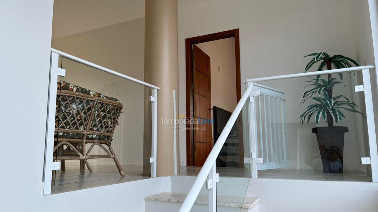 Casa para aluguel de temporada em Garopaba (Jardim Panoramico)