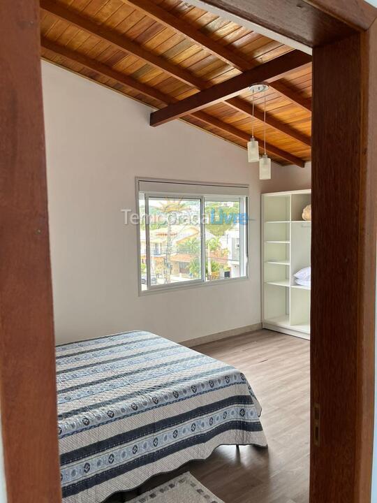 Casa para aluguel de temporada em Garopaba (Jardim Panoramico)