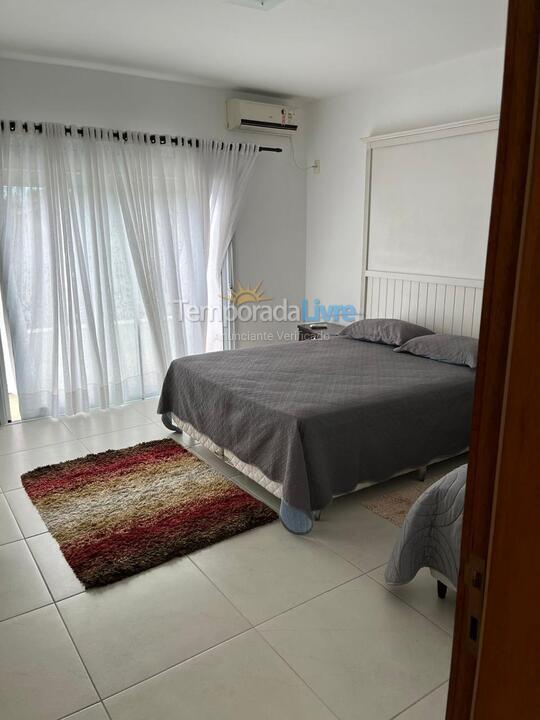 Casa para aluguel de temporada em Garopaba (Jardim Panoramico)