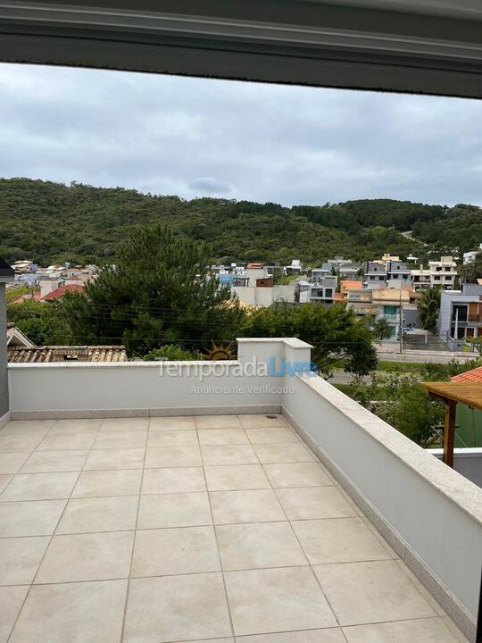 Casa para aluguel de temporada em Garopaba (Jardim Panoramico)