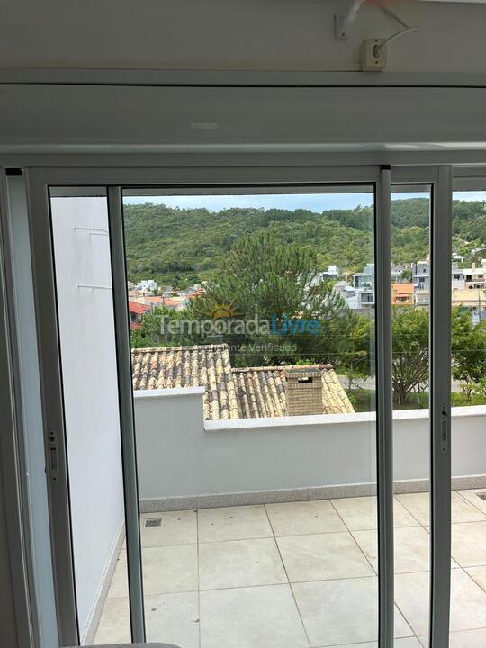 Casa para aluguel de temporada em Garopaba (Jardim Panoramico)