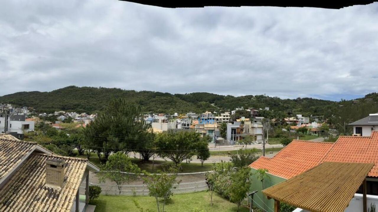 Casa para aluguel de temporada em Garopaba (Jardim Panoramico)