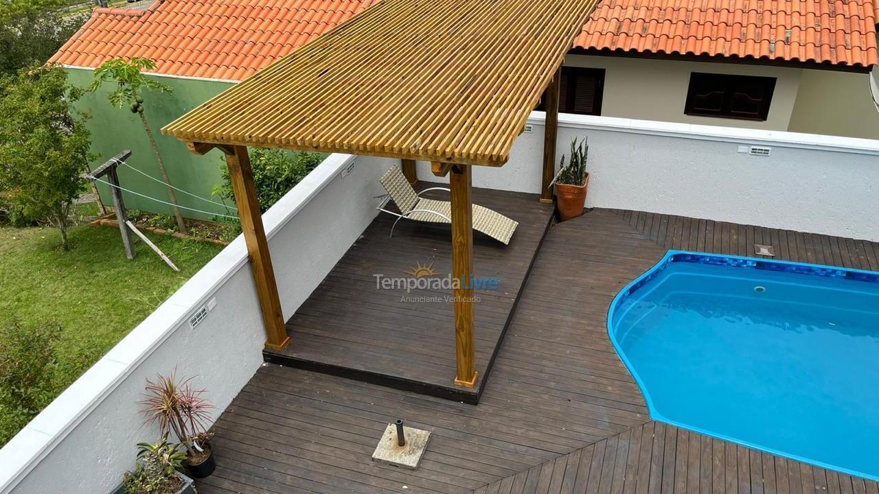 Casa para aluguel de temporada em Garopaba (Jardim Panoramico)