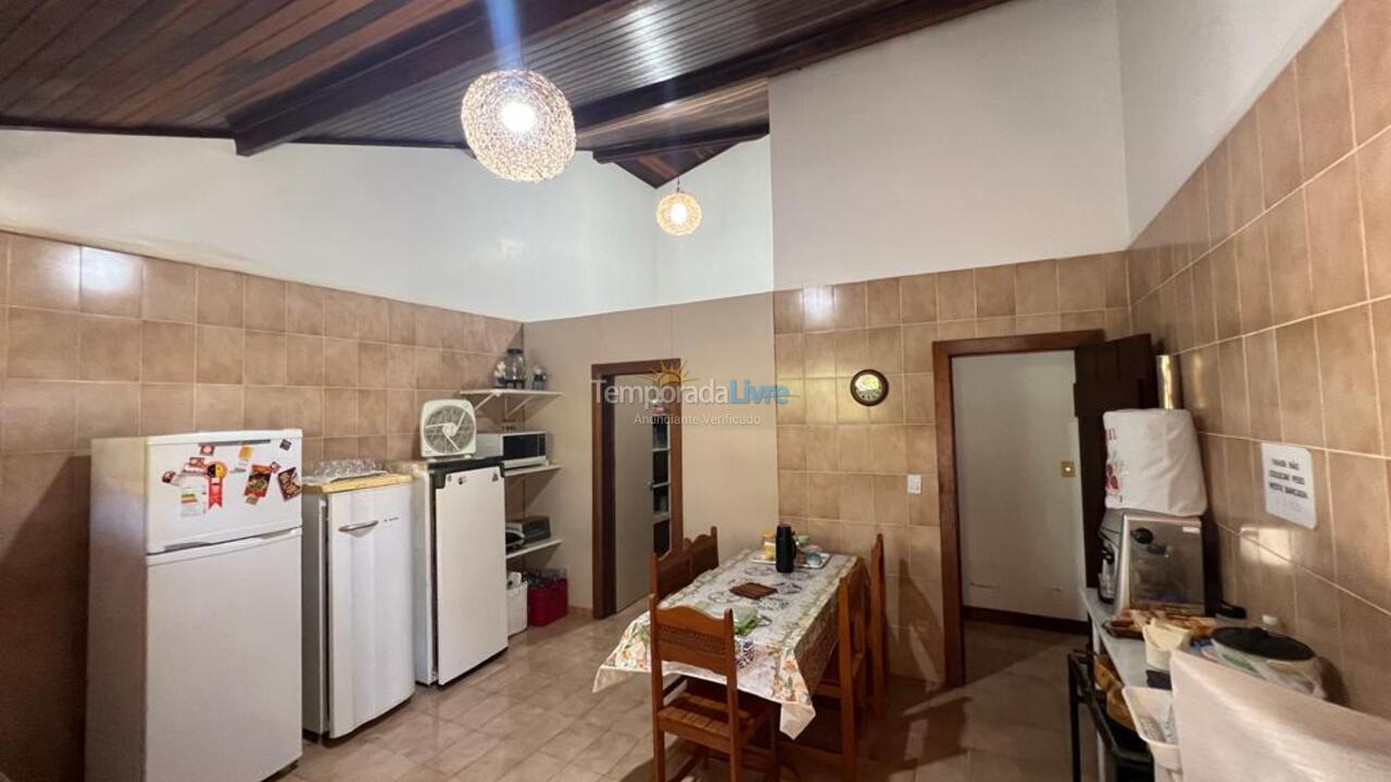 Casa para alquiler de vacaciones em Camaçari (Praia de Guarajuba)